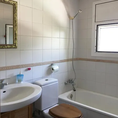 Eco House Of Oak, 15 Min To Bcn Max Pax 8 Holiday home